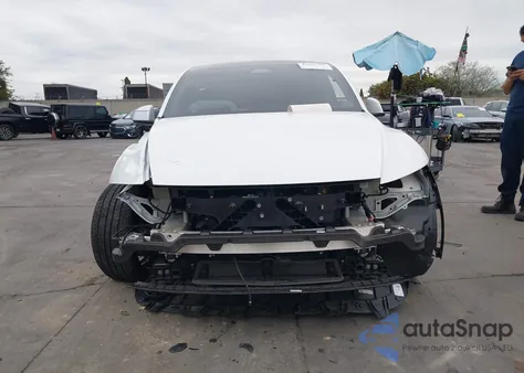 2026 Tesla Model Y Long Range Launch Series/Premium All-Wheel Drive z USA, uszkodzony, nr VIN 7SAYGDEE1TF356816